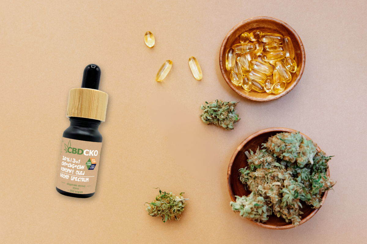 cbd-olej-kapsle-kvety